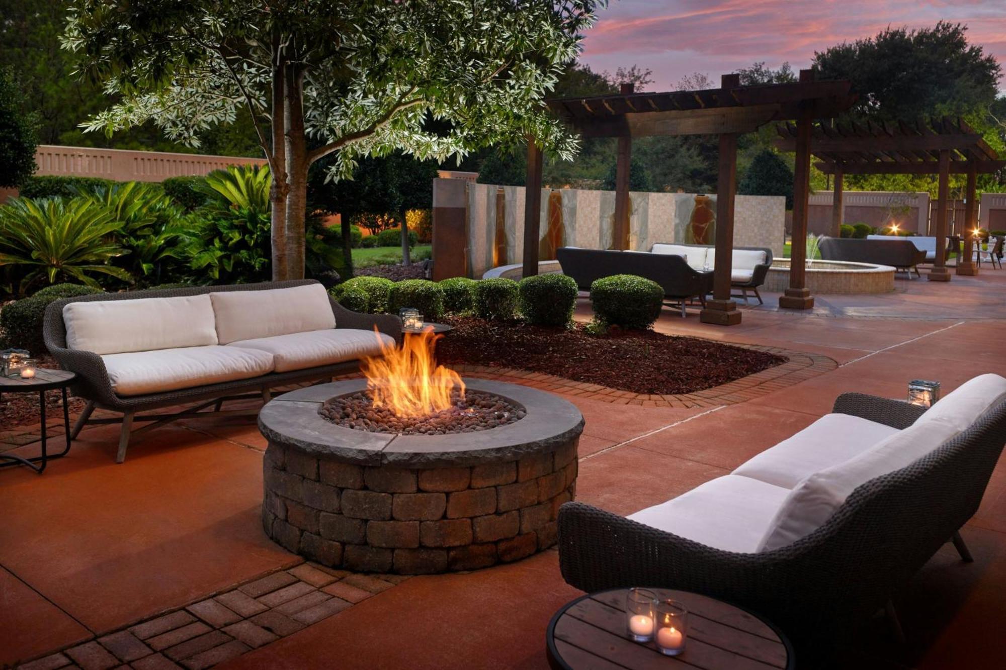 Courtyard Warner Robins Hotel Exterior photo